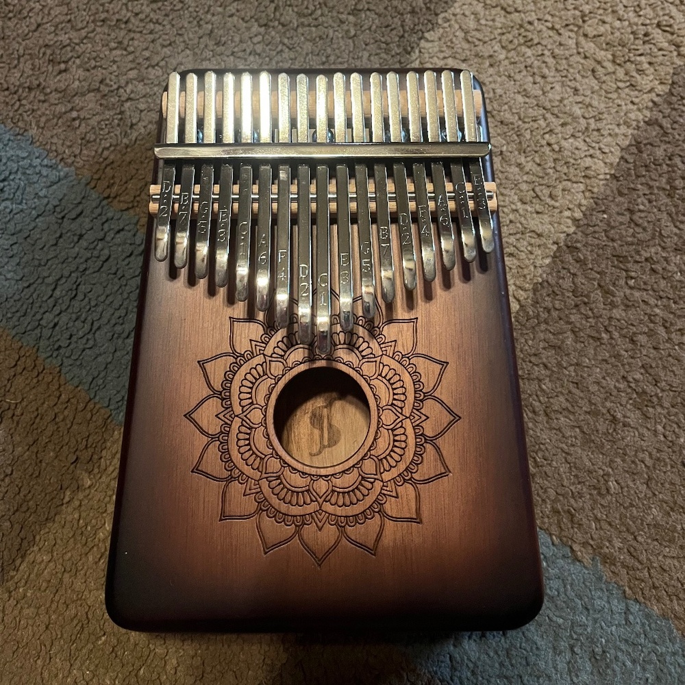 Lightly used Stagg 17 key Kalimba